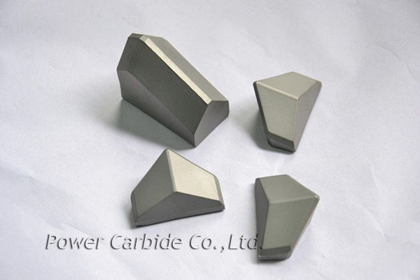 Tungsten carbide cutting tips for TBM tunnel boring machine